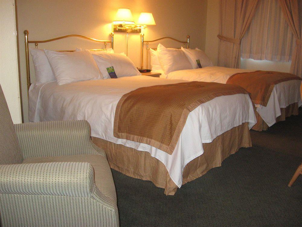 Holiday Inn Express Hotel & Suites Uptown Fredericton By Ihg Exteriér fotografie