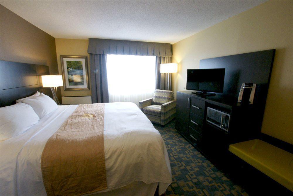 Holiday Inn Express Hotel & Suites Uptown Fredericton By Ihg Exteriér fotografie